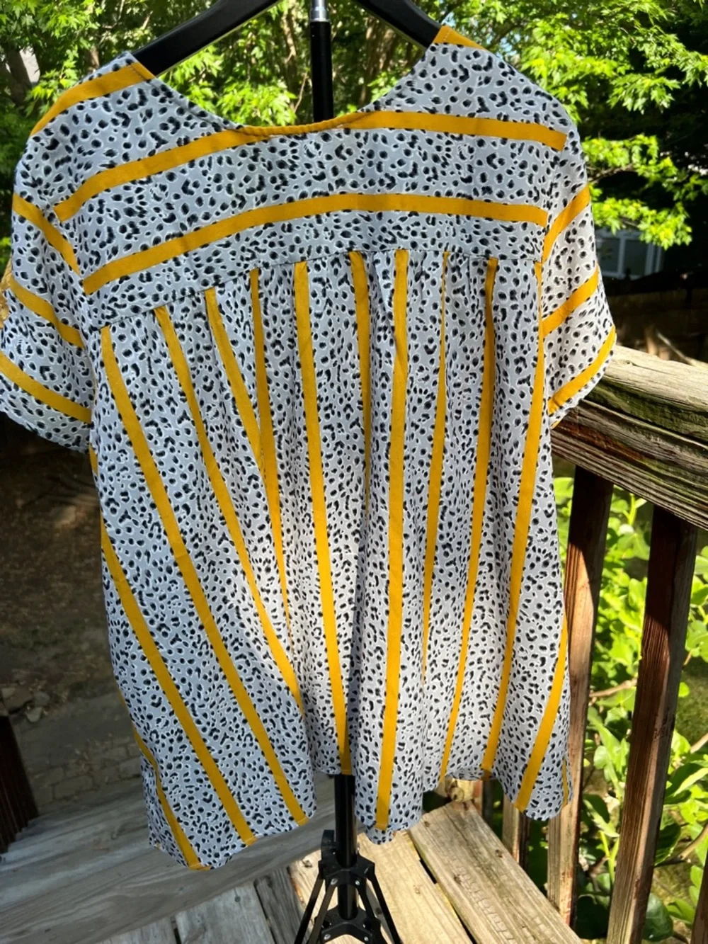 SEE AND BE SEEN Gray Leopard and Gold Yellow Embroidered Striped Tunic - Picture 3 of 7